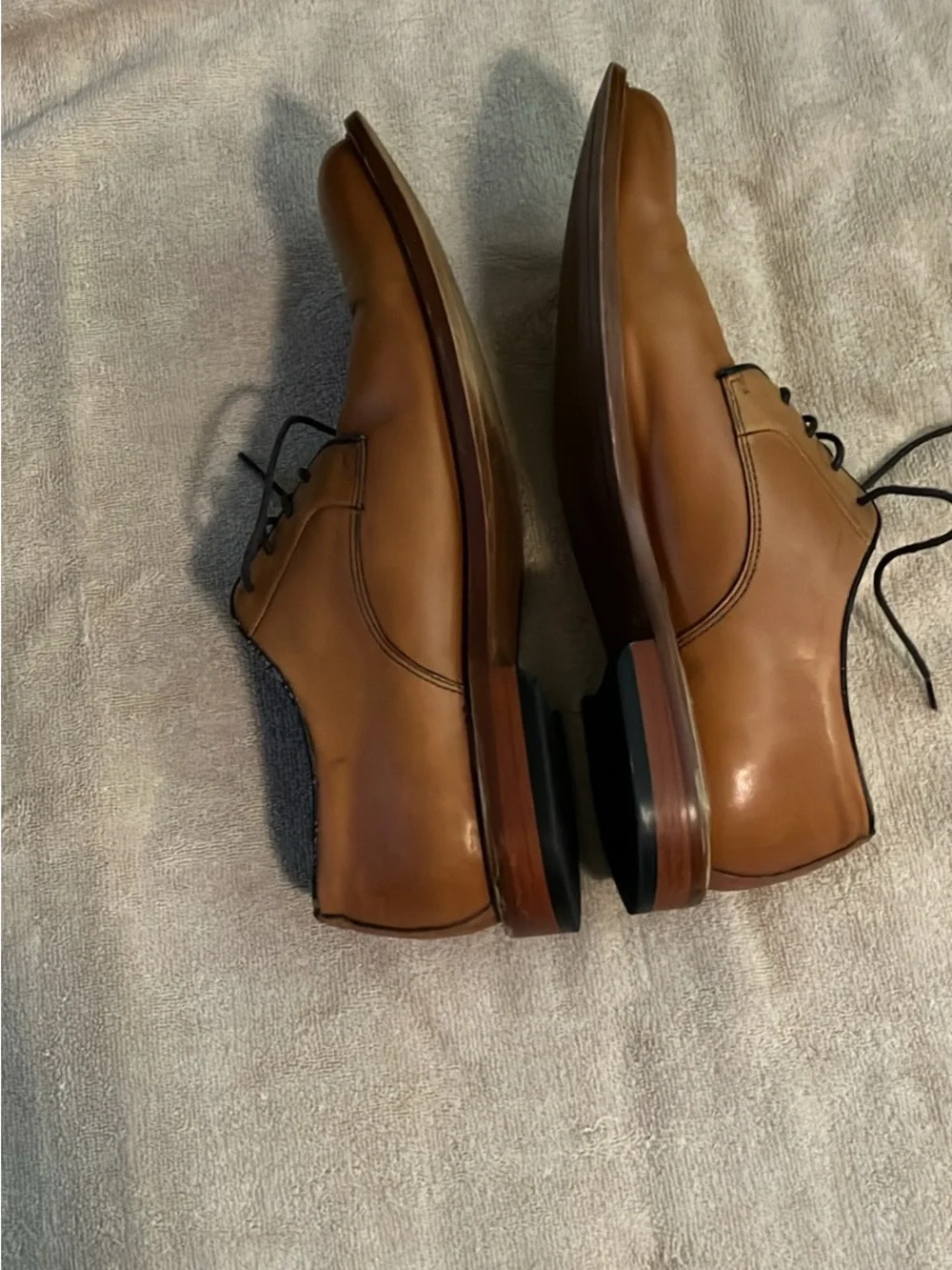 Banana Republic Tan Leather Derby Shoes